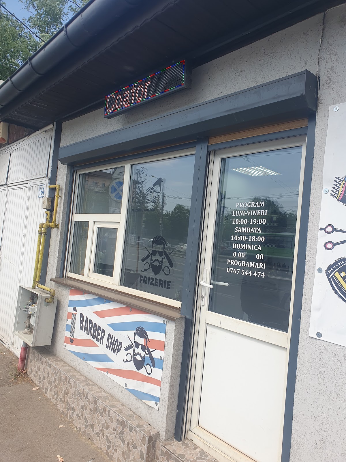 Frizărie și Coafor